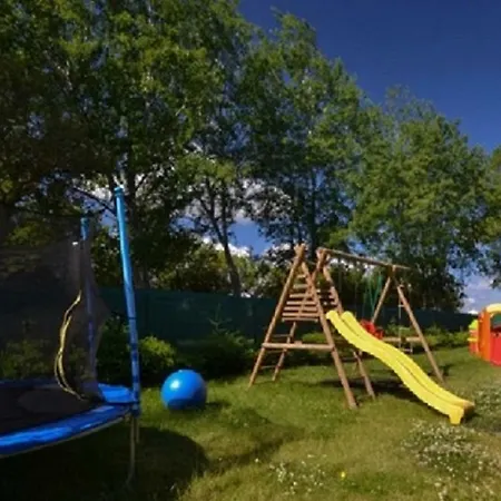 Деревянный коттедж Nadmorski Skarb Apartamentowe Острово