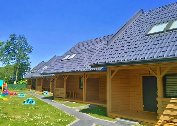 Nadmorski Skarb Apartamentowe Деревянный коттедж Острово